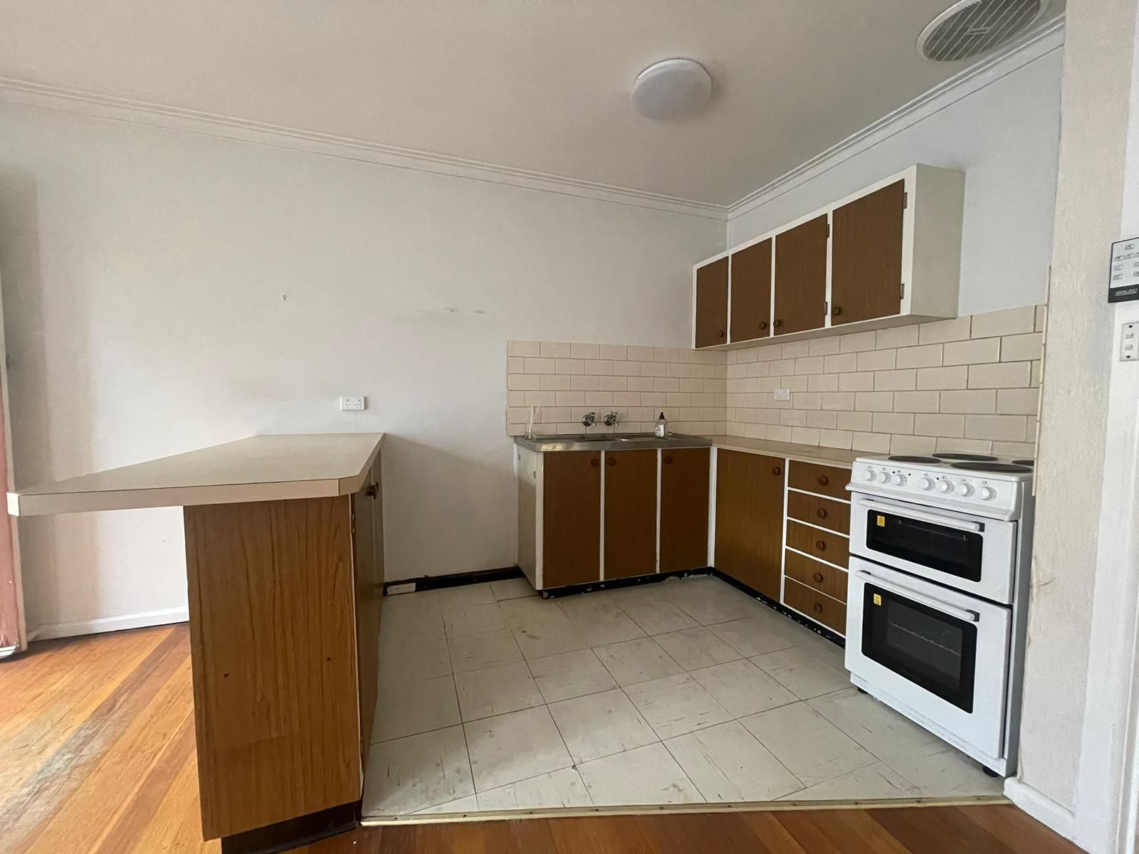 Cosy One Bedroom Home!!