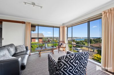 72 Sunbeam Crescent, East Devonport, East Devonport - Thumbnail 5
