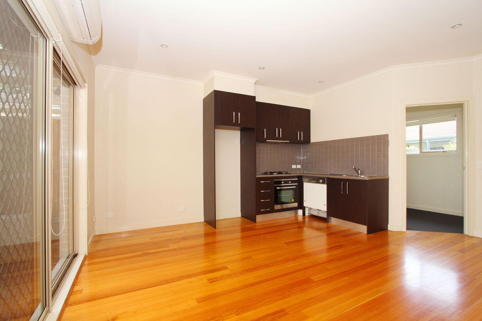 AFFORDABLE LIVING IN PRIME LOCATION!
