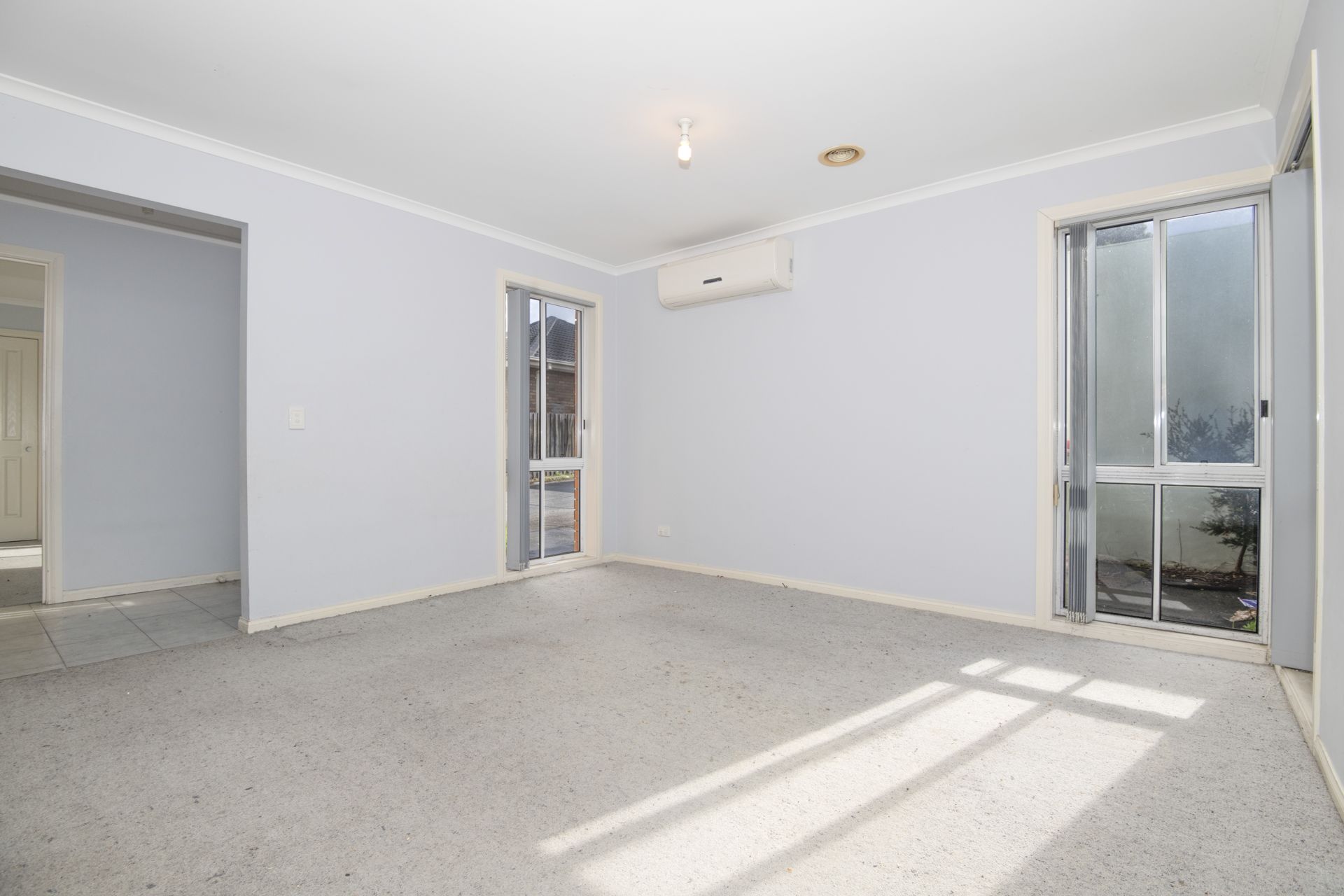 HOME LIKE UNIT- UNDER RENOVATIONS