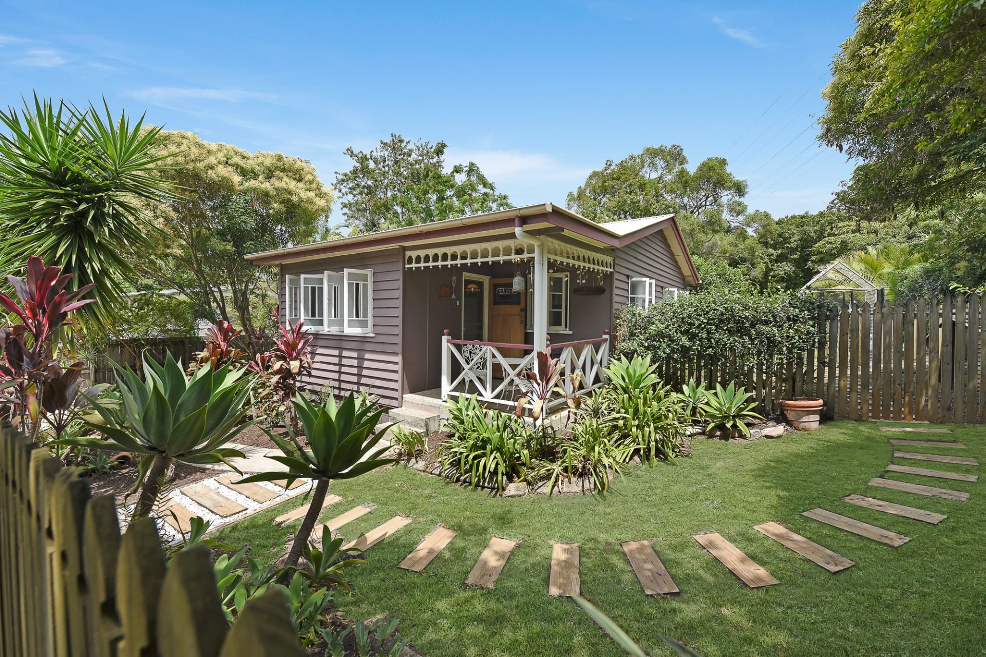 35 Waterfall Road Nambour QLD, Nambour - Thumbnail 2