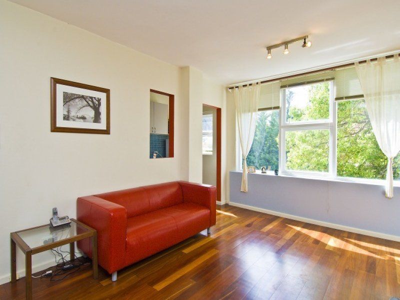 7/112 Kurraba Road NEUTRAL BAY NSW, Bay - Thumbnail 2