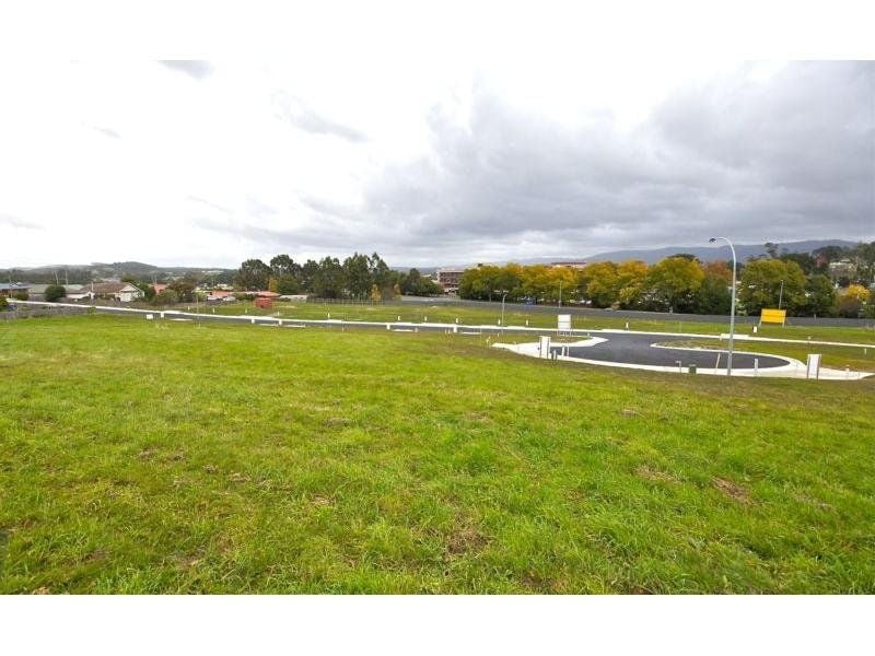 17 Spring Grove, LATROBE, Latrobe - Thumbnail 7