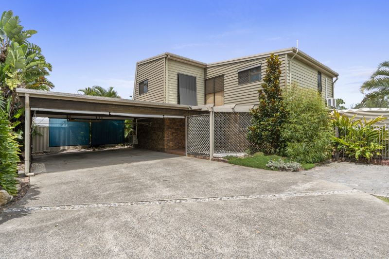 9 Karawatha Drive, Mountain Creek