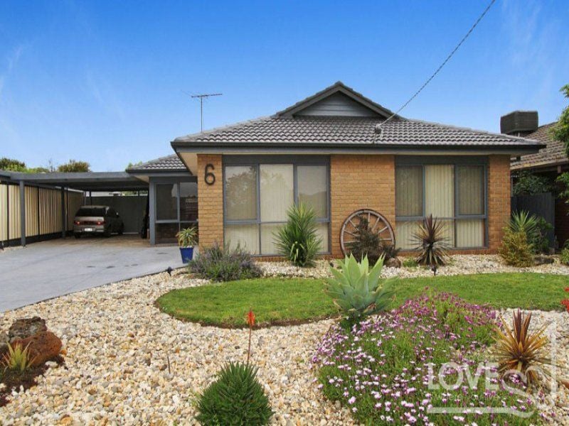 6 Strathford Street, Epping