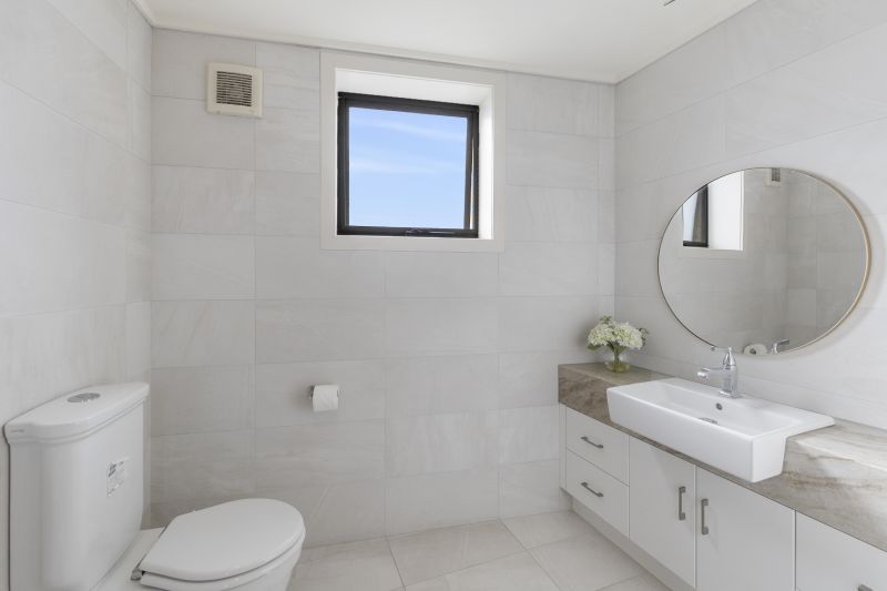 19/2-10 Ocean Road South Road Lorne VIC, Lorne - Thumbnail 8