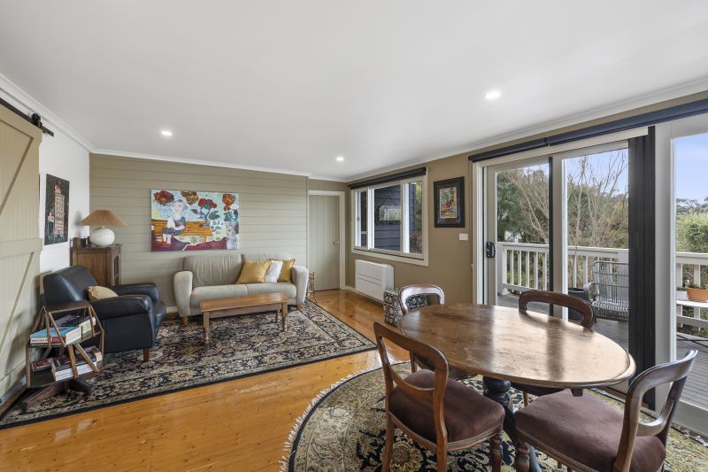 8 Gwynne Avenue, Lorne, VIC, Lorne - Thumbnail 2