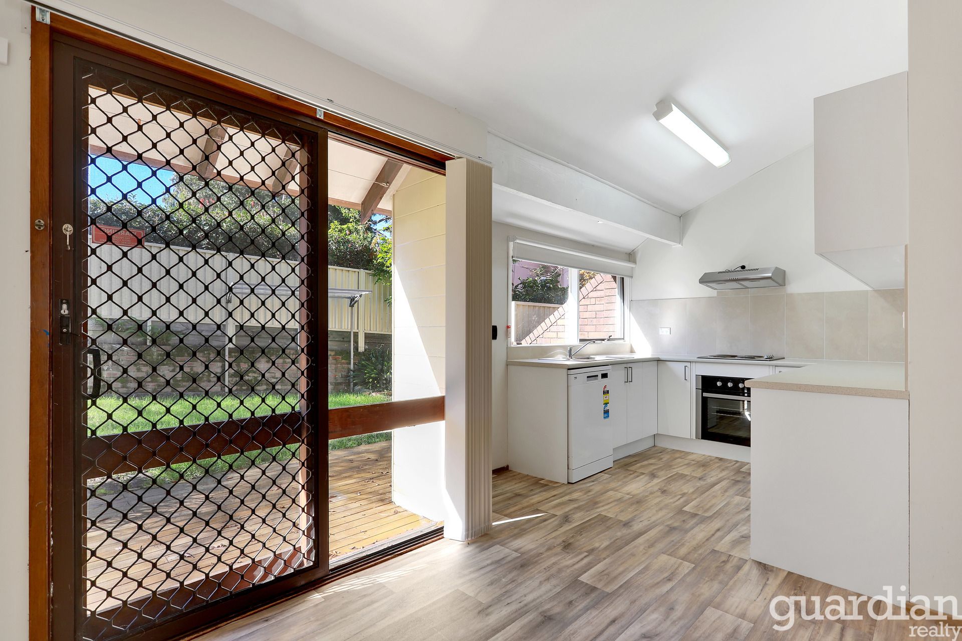 11 Julia Close Cherrybrook NSW, Cherrybrook - Thumbnail 5