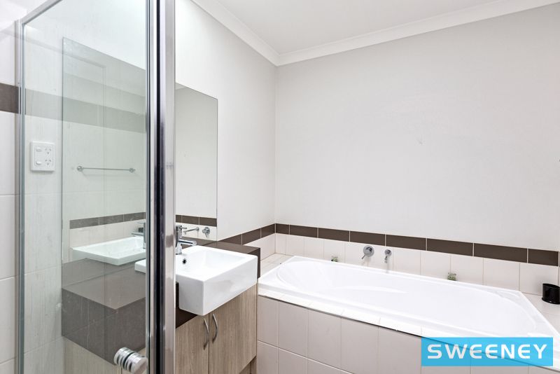 14 Whitetop Drive, Point Cook - Thumbnail 8
