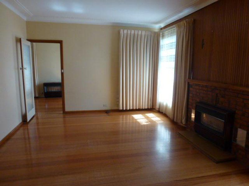 SPACIOUS PLACE TO CALL HOME!