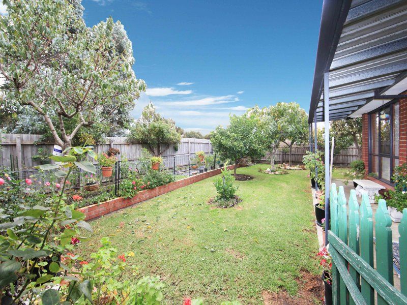 14 Telopea Crescent MILL PARK, 14 Telopea Crescent Mill Park - Thumbnail 2