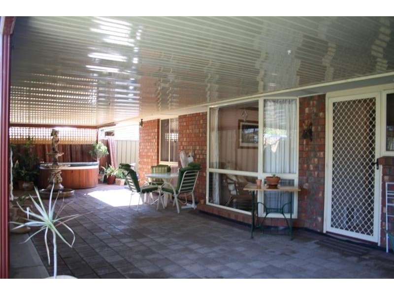 11 Parkview Avenue Salisbury Downs 5108