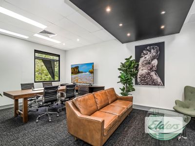 OWNER OCCUPY OR INVEST - SECONDS TO GASWORKS!