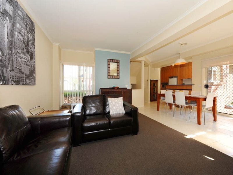 3/34 Bent Street, Altona - Thumbnail 2