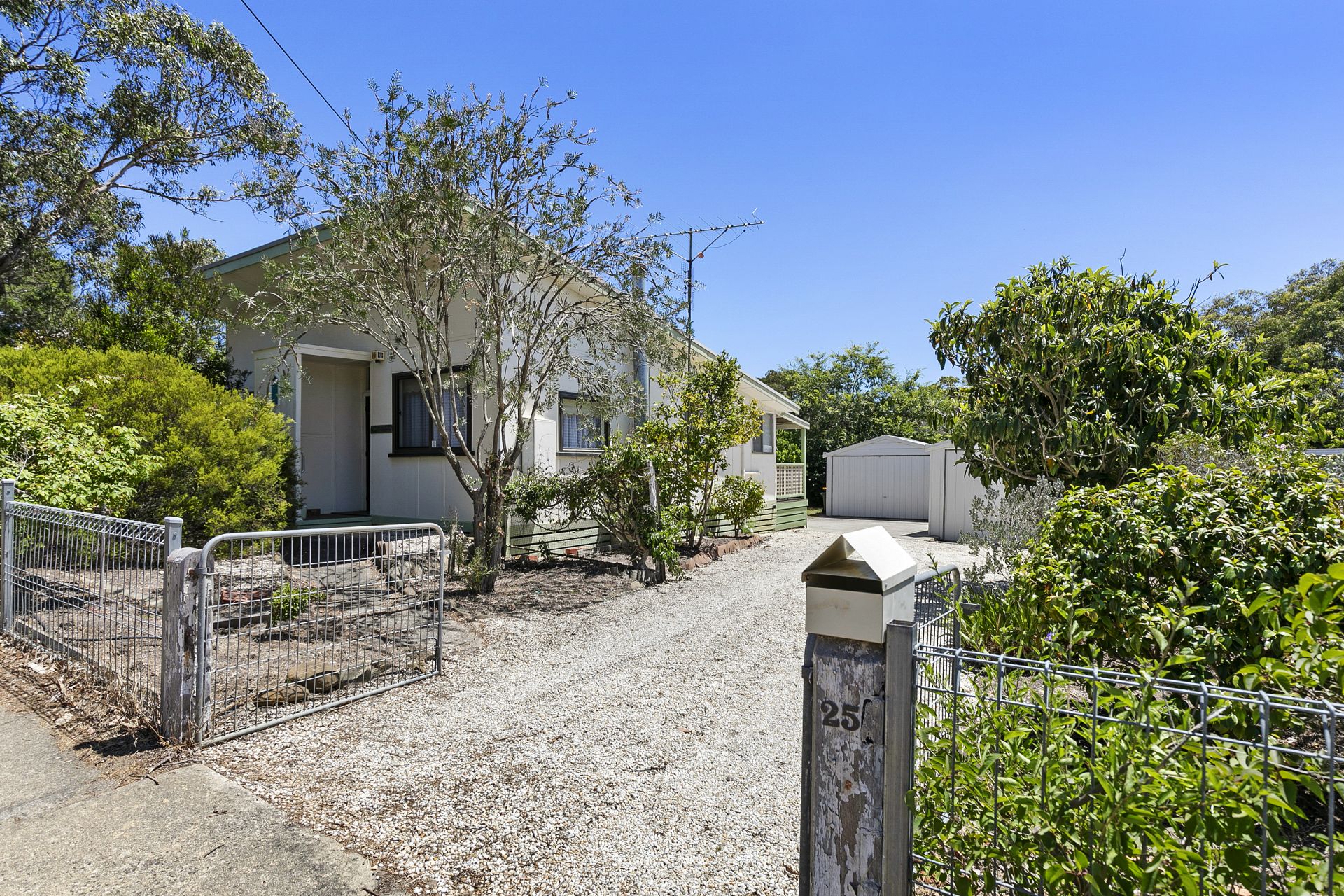 25 Noble Street, Anglesea - Thumbnail 2