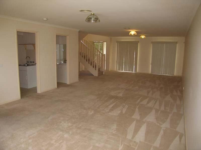DOUBLE STOREY TOWNHOUSE