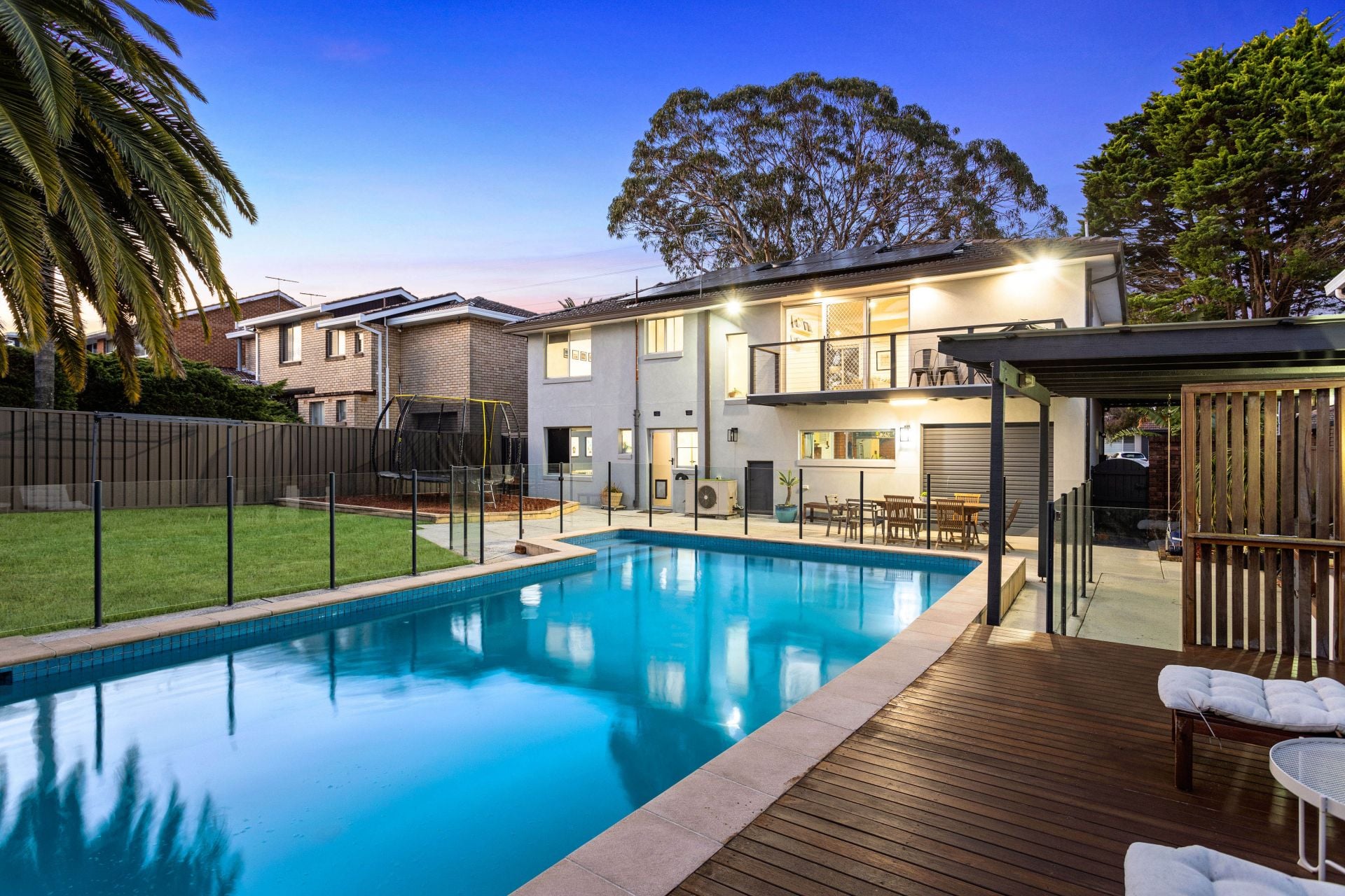 6 Meadow Place, Miranda, Miranda - Thumbnail 2
