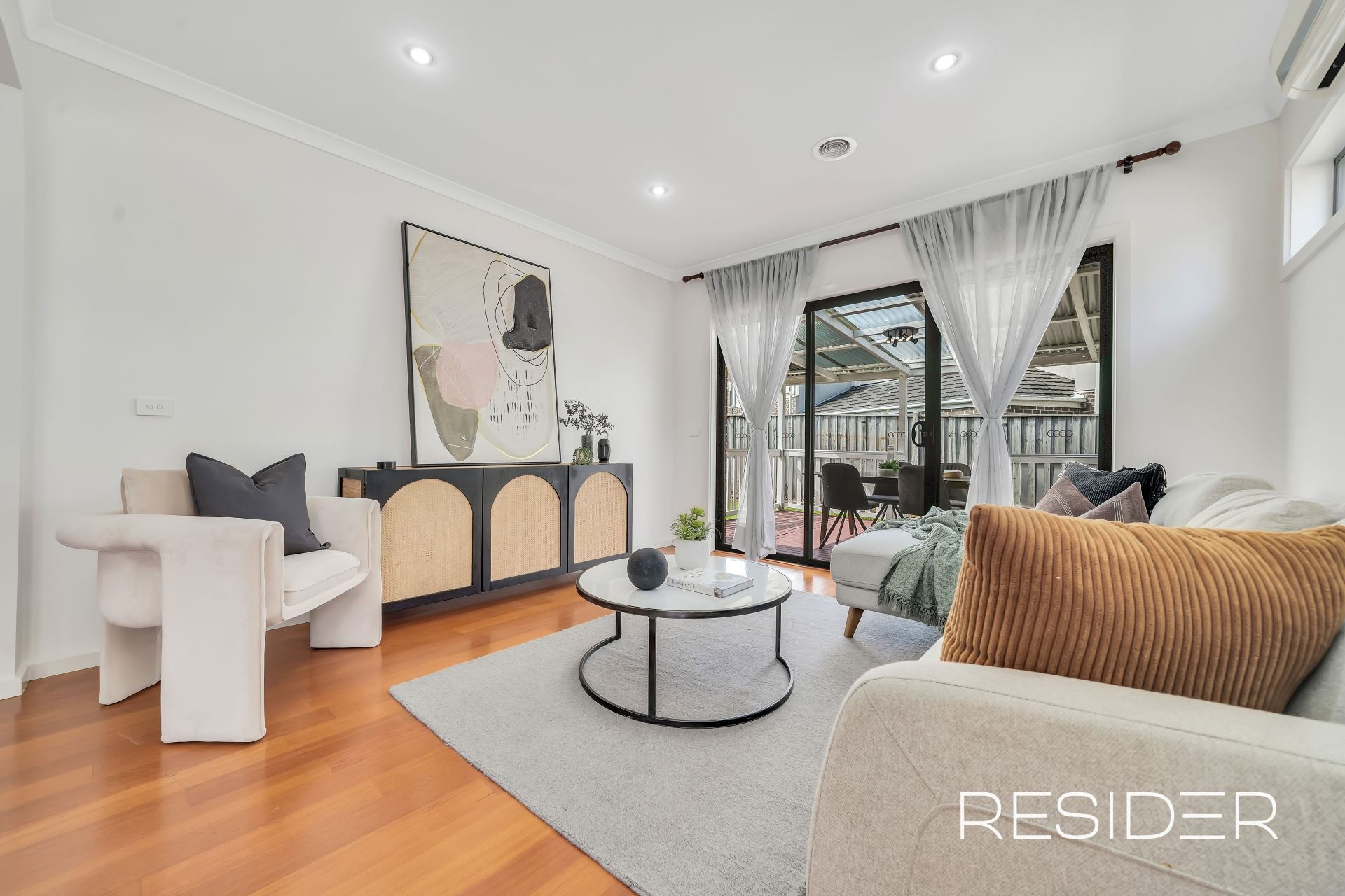 4 Cabarita Crescent South Morang, South Morang - Thumbnail 4