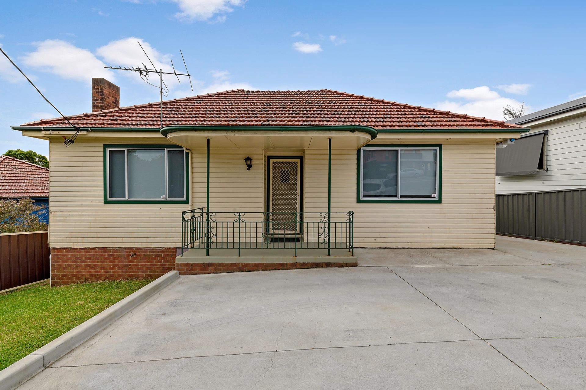 Real Estate For Lease 255 Charlestown Road Charlestown , NSW