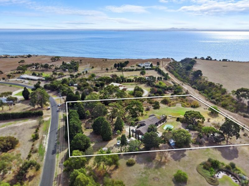 Sold property 1270000 for 1317 High Ridge Drive Clifton Springs