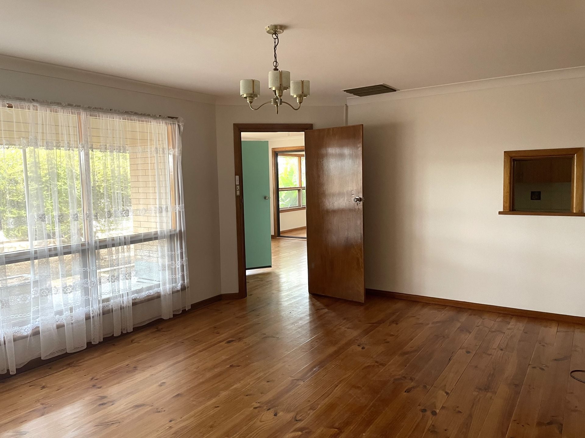 504 Senate Road Risdon Park South SA, Risdon Park South - Thumbnail 4