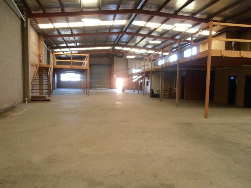 FACTORY/WAREHOUSE WITH MEZZANINE STORAGE