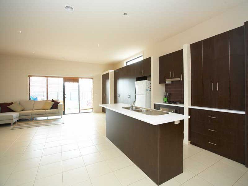 12 Bandler Park Way, Point Cook - Thumbnail 4