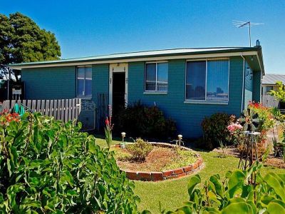 3
 
 
 
  
 
 
 1
 
 
 
  
 
 
 1
 
 
 
 
 
 
 
 60 Chichester Drive, DEVONPORT TAS 7310, Devonport - Thumbnail 2