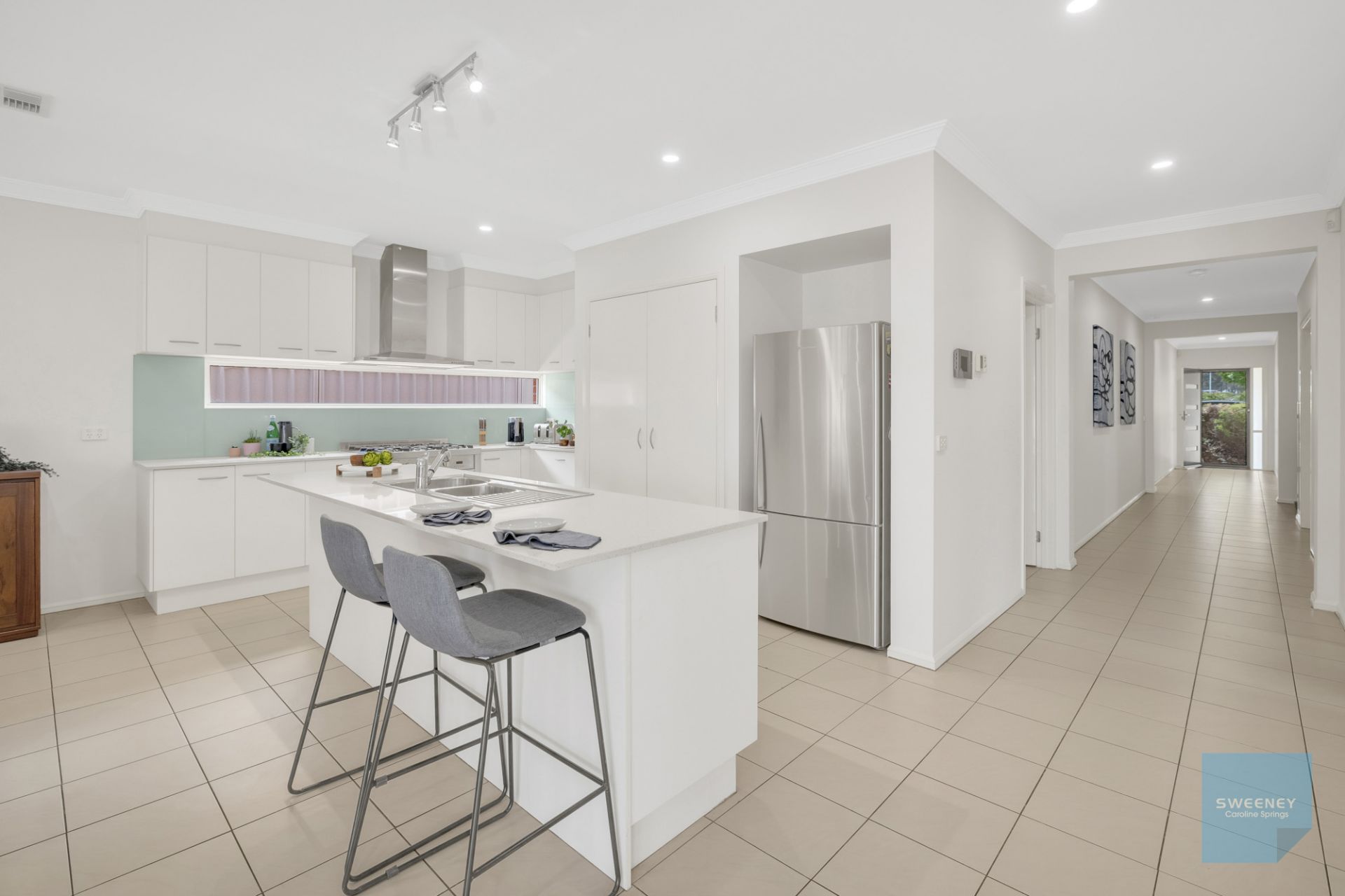7 Lancefield Drive, Caroline Springs - Thumbnail 5