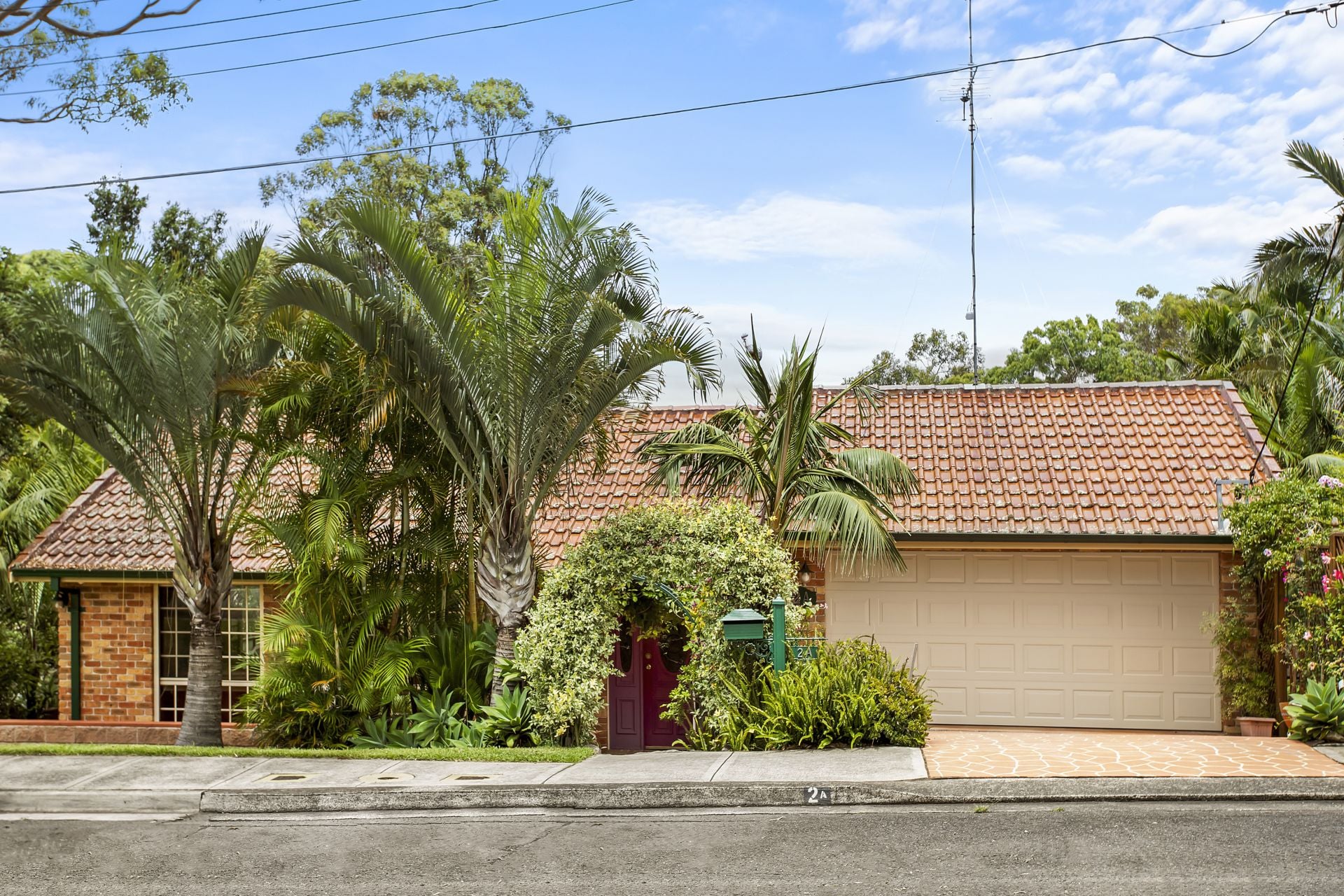 2A Matson Crescent, Miranda, Miranda - Thumbnail 5