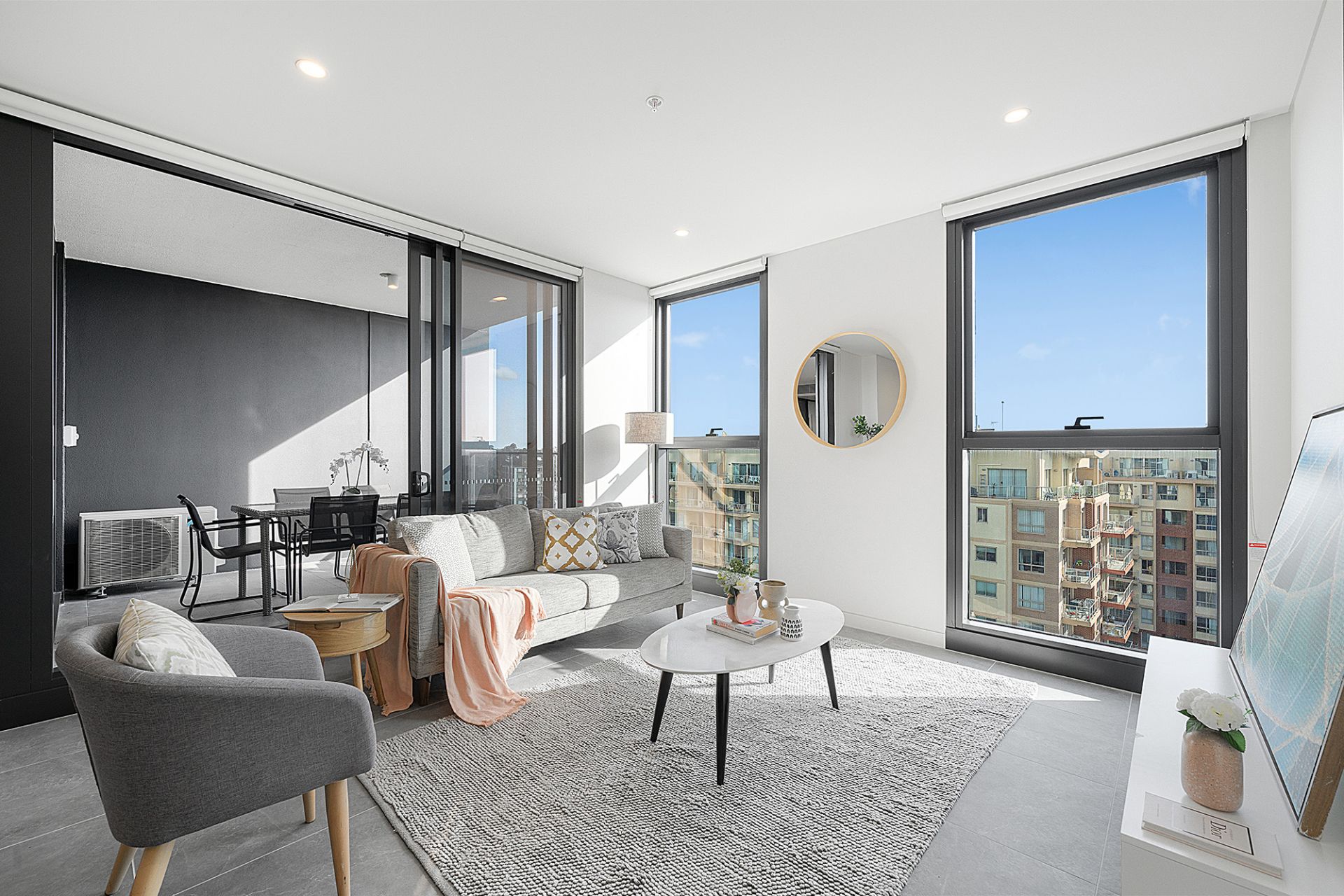 1106/7 Nipper Street, Homebush, Homebush - Thumbnail 3