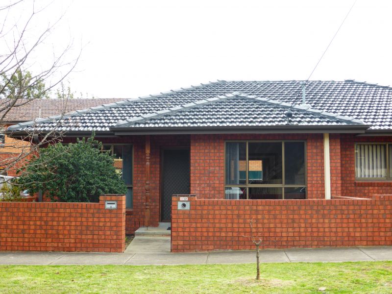 2/76 Collins Street, Thornbury