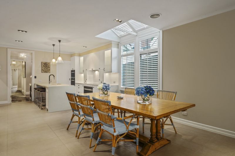 51 Essex Road, Surrey Hills - Thumbnail 4