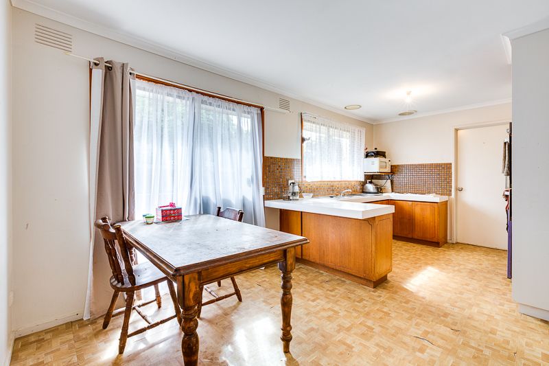 30 Beresford Crescent, Bacchus Marsh - Thumbnail 5