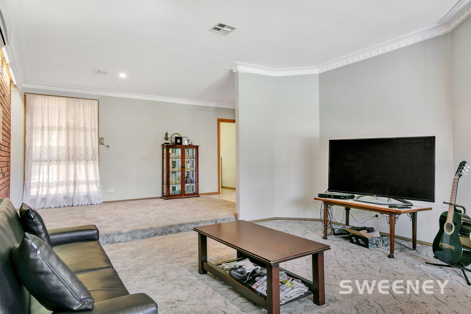 10 Elystan Road, Altona Meadows - Thumbnail 4