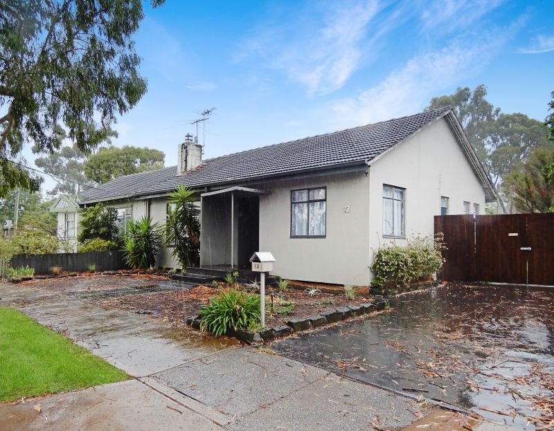 12 Pacific Drive, Heidelberg West