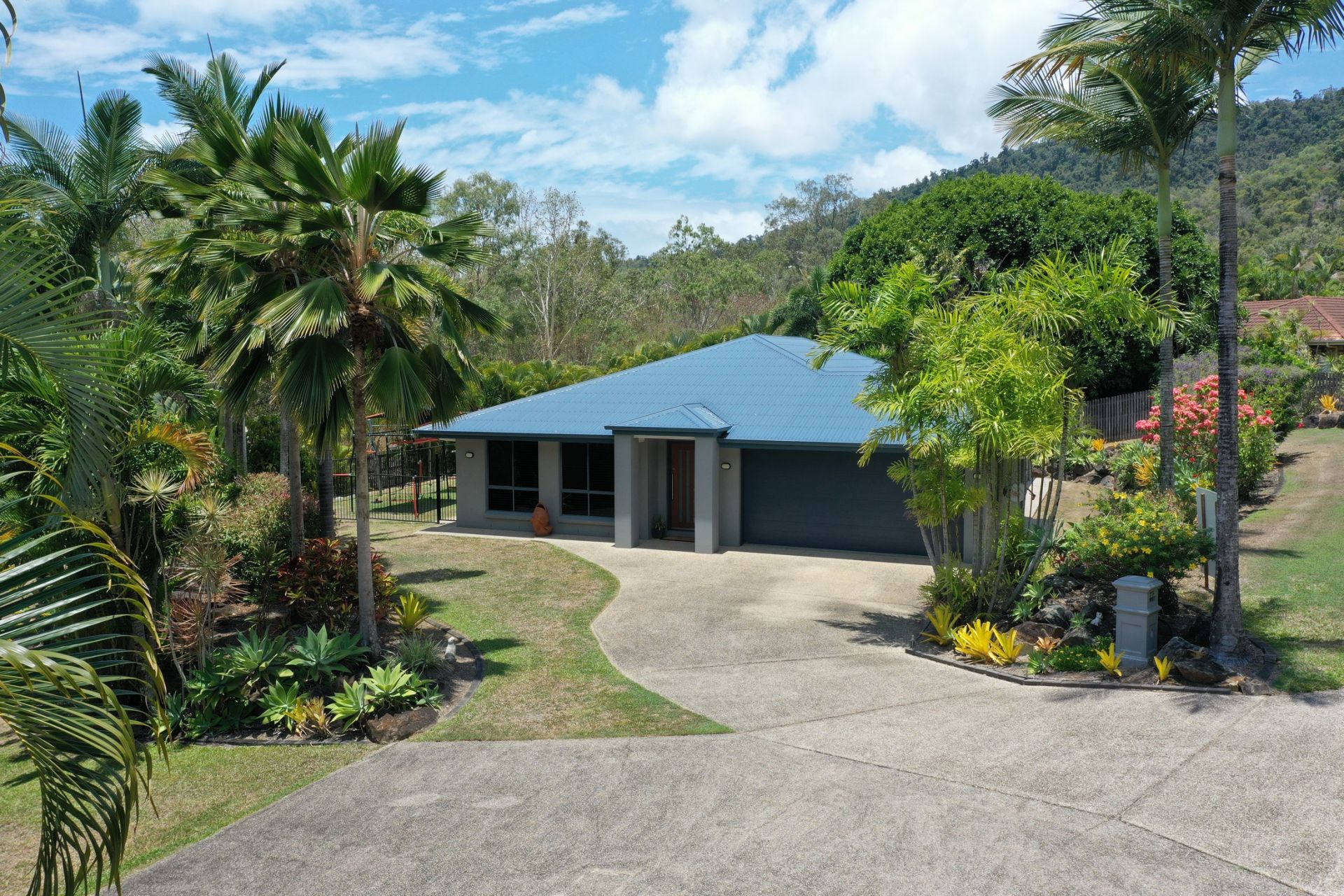 63 Parkwood Terrace, Cannonvale Taylors Property Specialists