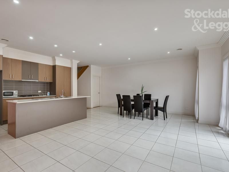 32 Serenity Way SOUTH MORANG, South Morang - Thumbnail 7