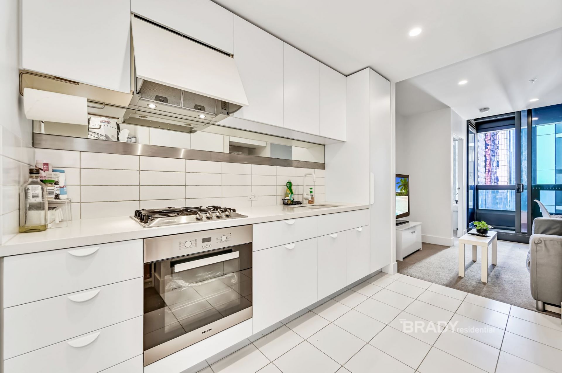 3009/500 Elizabeth Street MELBOURNE VIC, Melbourne - Thumbnail 2