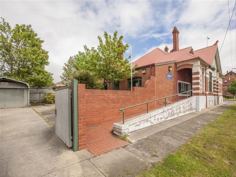 Real Estate For Commercial Sale 102 High Street Woodend , VIC