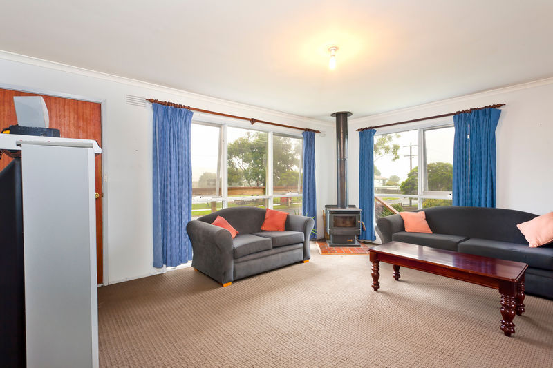 13 Pengilley Avenue APOLLO BAY VIC, Apollo Bay - Thumbnail 6