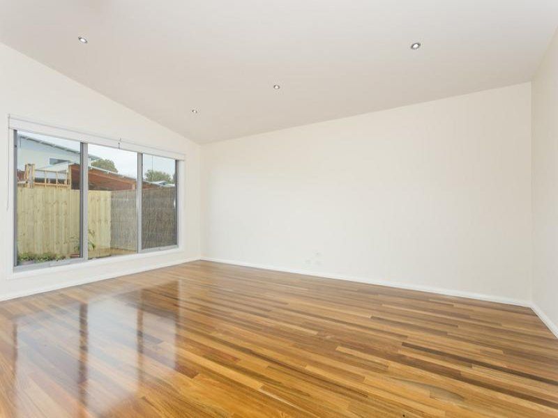 1/8 Callistemon Court OCEAN GROVE VIC, Ocean Grove - Thumbnail 6