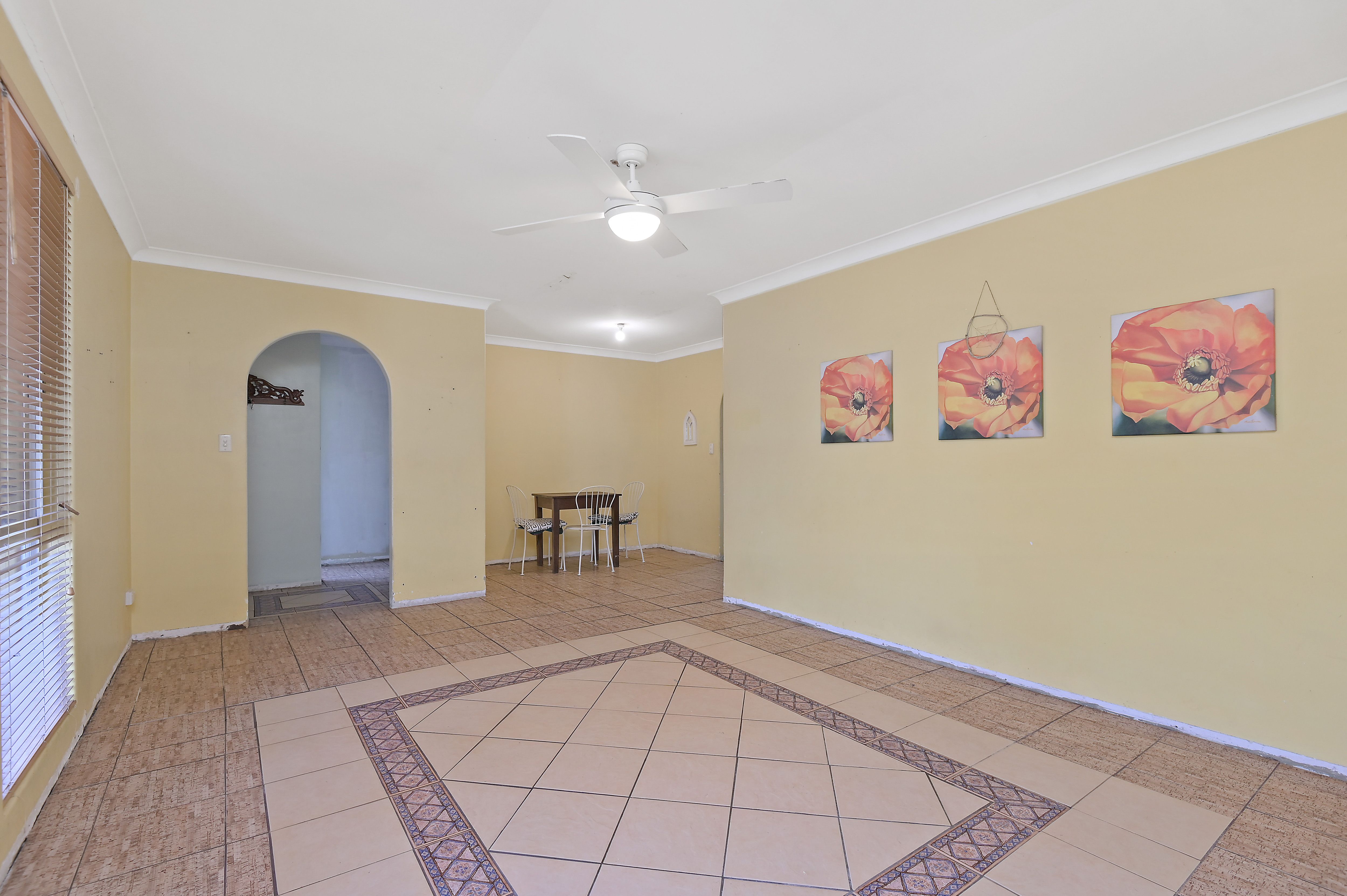 Real Estate For Sale 19 Hibiscus Road Maddington , WA