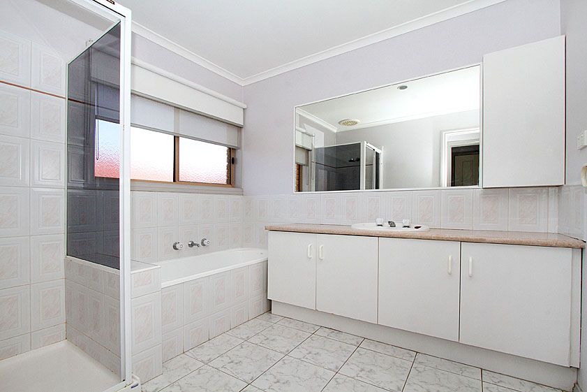SPACIOUS FAMILY HOME