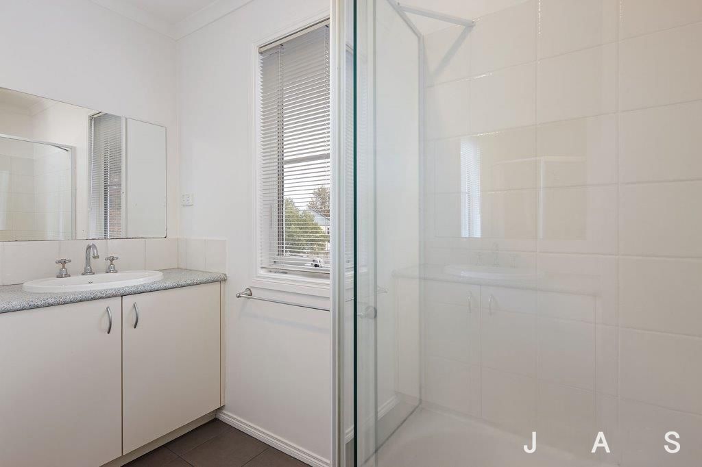 1/1 Matthews Mews Kensington VIC, Kensington - Thumbnail 7