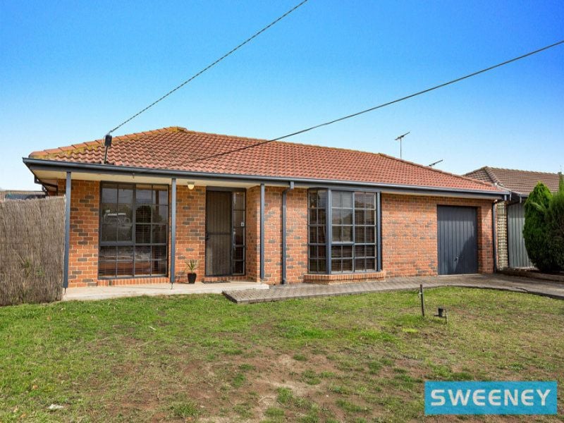 2 Cintra Court, Seabrook - Thumbnail 2