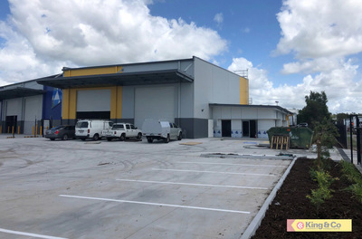 BRAND NEW 540M2 FREESTANDER WITH EXCLUSIVE YARD