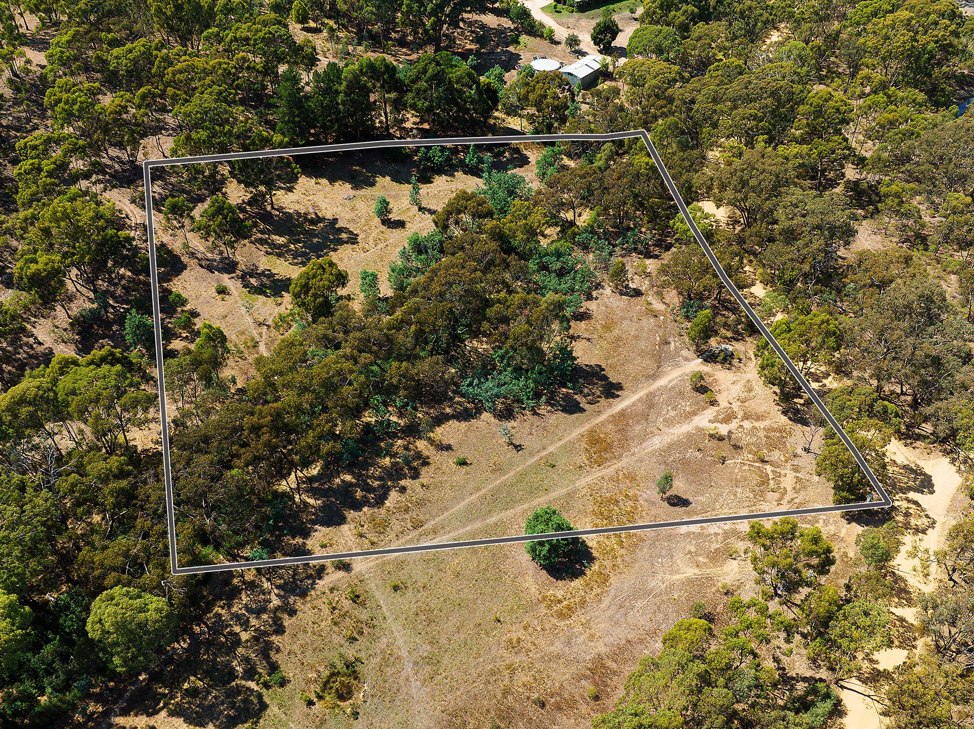 5 Adams Road, Harcourt - Thumbnail 3