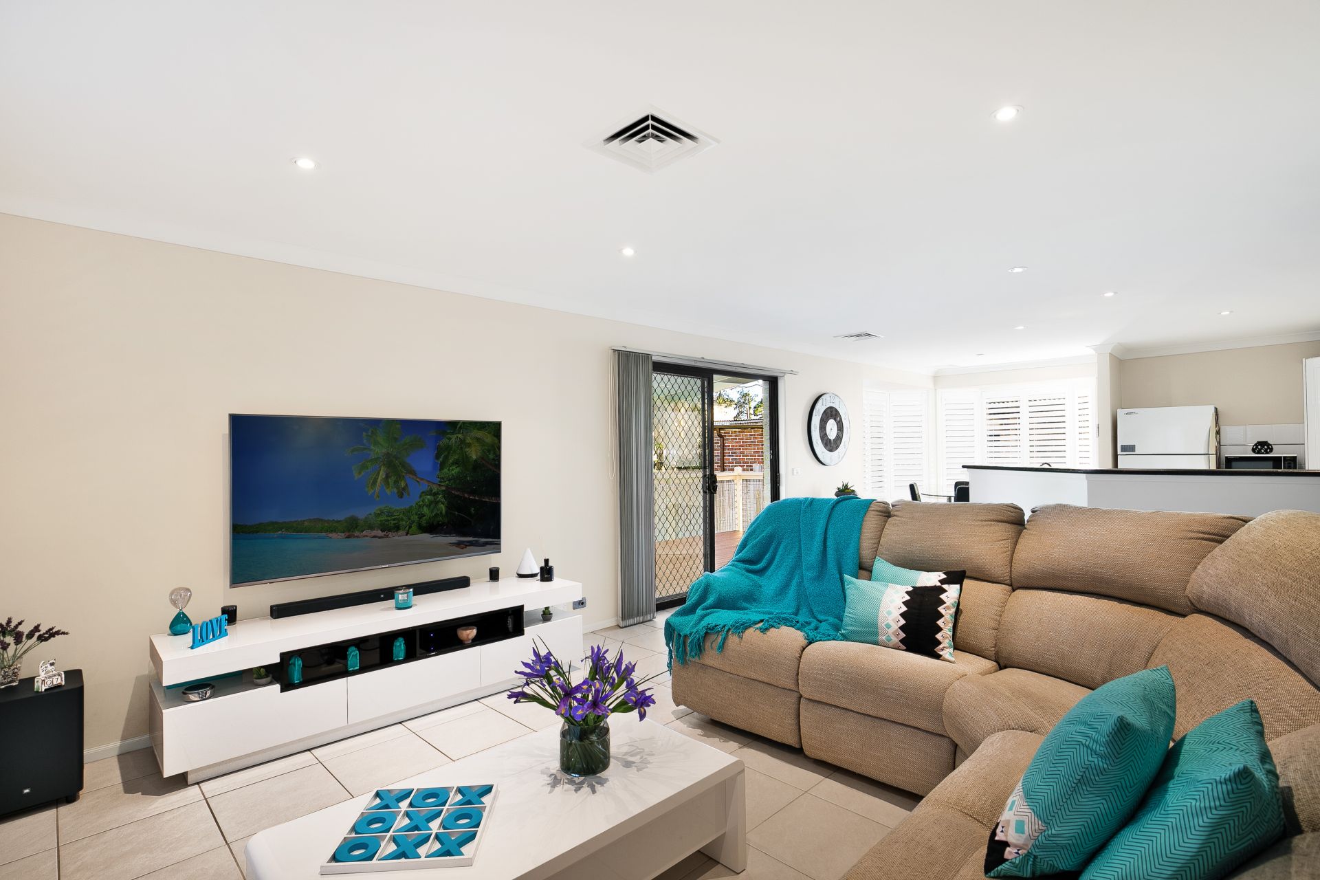 126 Gannons Road, Caringbah South, Burraneer - Thumbnail 4