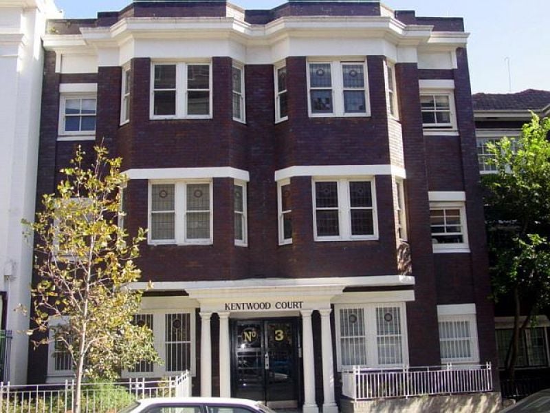 22-3-springfield-avenue-potts-point-laing-real-estate